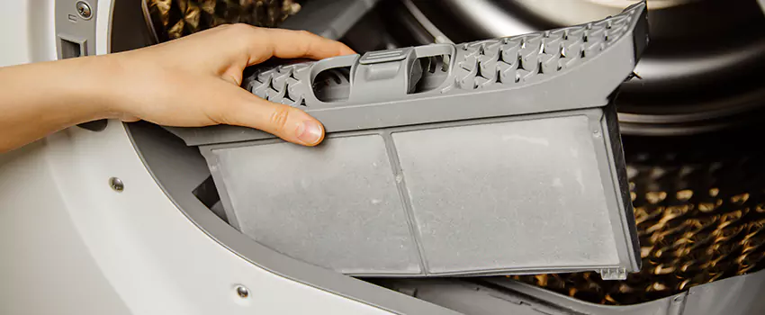 Signs Of A Clogged Dryer Lint Trap in Wellesley, Massachusetts